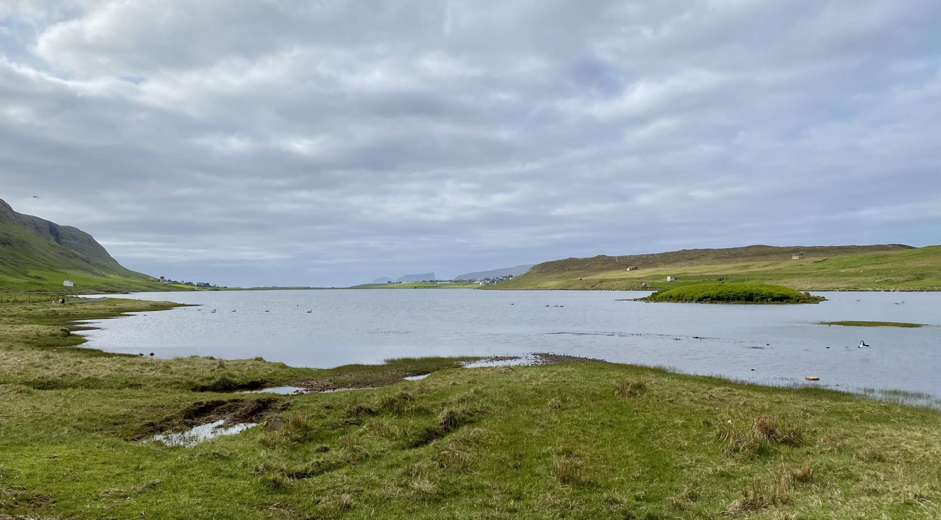 Lake Sandsvatn, Sandur