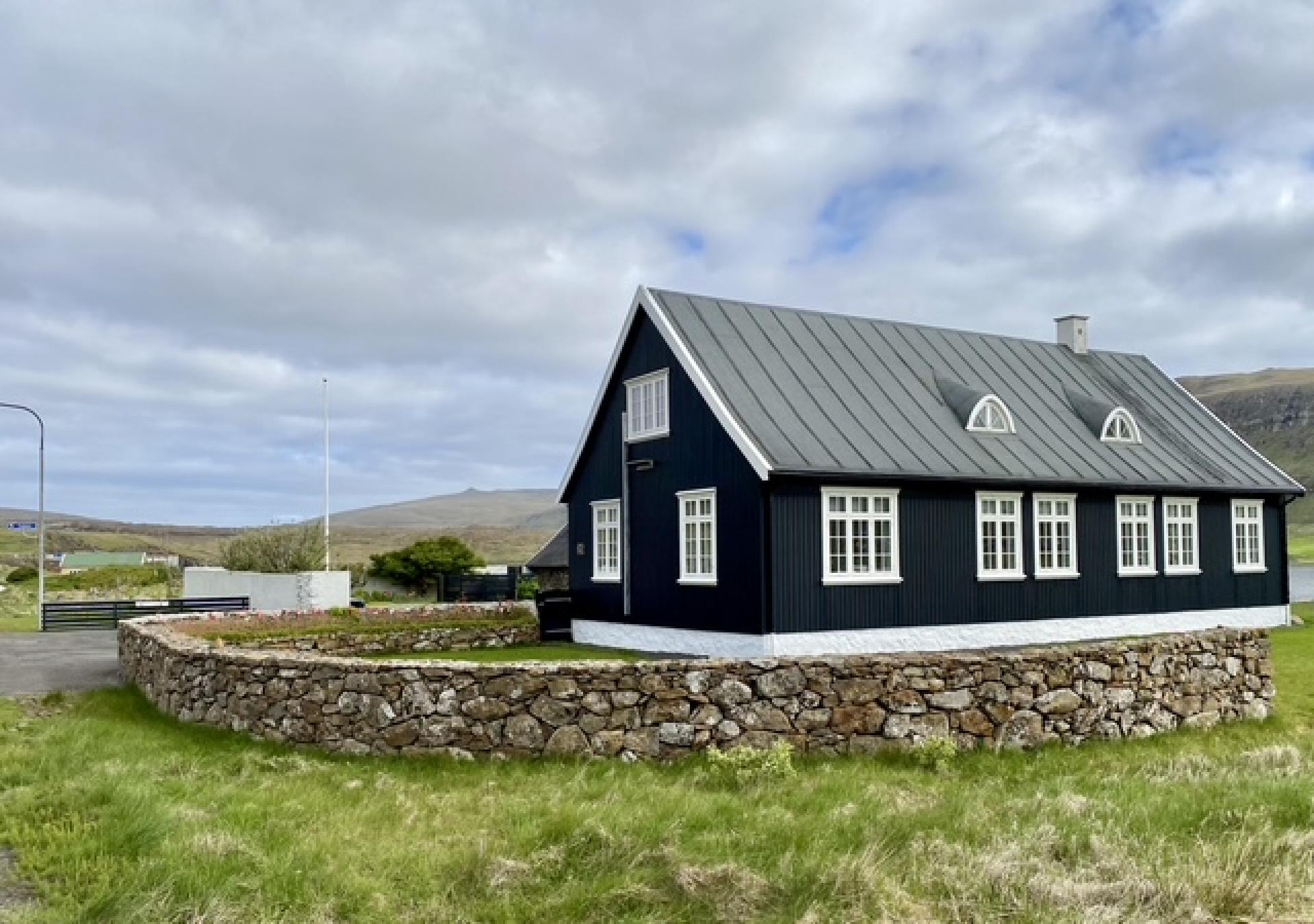 Todnes, Sandur