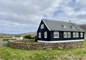 Todnes, Sandur